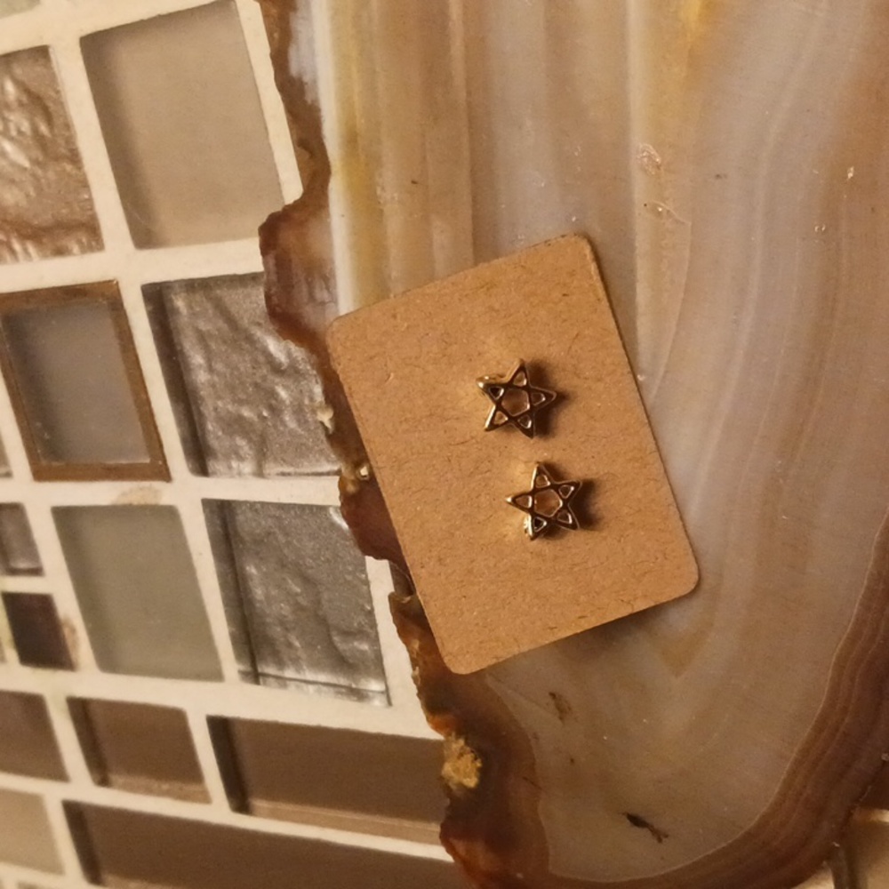 Star  Earrings-$5 add on